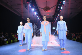 Giác Show: Y phục đi lễ trang nghiêm và đẹp