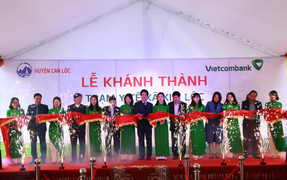 Vietcombank khánh thành và bàn giao công trình ASXH Trạm Y tế xã Kim Lộc, huyện Can Lộc, tỉnh Hà Tĩnh