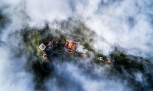 Fansipan: Ngọn núi huyền tích, sự ích kỷ và giấc mơ chinh phục đỉnh trời