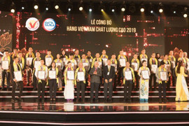 Nam Phương Food vinh dự nhận danh hiệu Hàng Việt Nam chất lượng cao 2019