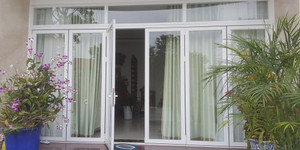 Kinh nghiệm chọn cửa nhôm kính bền đẹp cho mọi gia đình