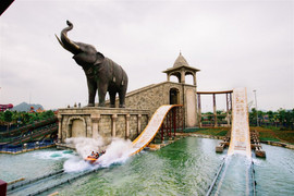 Vui chơi thả ga, uống trà sữa miễn phí tại công viên chủ đề lớn nhất Đông Nam Á chỉ với 50.000 đồng