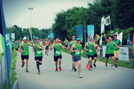 Có gì đằng sau những tấm huy chương của Giải chạy lớn nhất miền Bắc - Ecopark Marathon 2019?