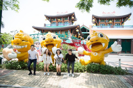 Nghỉ lễ 30/4 tại Đà Nẵng, nhất định phải ghé công viên này để gặp Mr Đàm và nhiều thần tượng