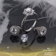 Các quý bà 'sửng sốt' trước BST Platinum