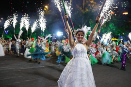 Carnival đường phố DIFF 2019 tiếp tục khuấy động không gian phố đêm Đà Nẵng