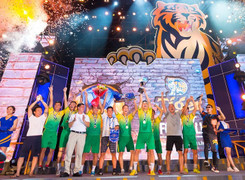 'Sướng' như quán quân Tiger Street Football 2019: Được đối đầu trực tiếp cùng đội bóng '6 sao' đẳng cấp thế giới vào cuối tuần này!