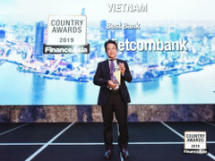 Vietcombank nhận giải thưởng 'Ngân hàng tốt nhất Việt Nam năm 2019' của Tạp chí Finance Asia
