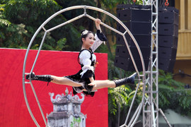 Kỷ niệm '20 năm Thành phố Vì hòa bình', Sun World đưa Carnival sôi động về Hà Nội