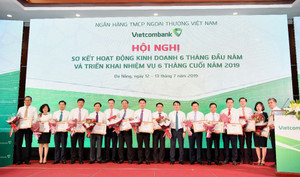 Vietcombank tổ chức Hội nghị sơ kết hoạt động kinh doanh 6 tháng đầu năm và triển khai nhiệm vụ kinh doanh 6 tháng cuối năm 2019