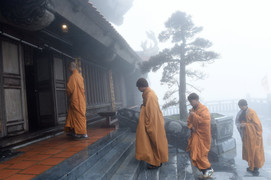 Đến Fansipan dự lễ cầu an quy mô nhân ngày lễ Vu Lan báo hiếu