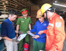 EVN HANOI đẩy mạnh tuyên truyền an toàn điện mùa mưa bão