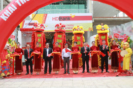 HDBank khai trương trụ sở mới hai điểm giao dịch tại TP.HCM
