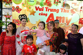 Những ngày vui Trung thu của trẻ em khuyết tật cùng HDBank