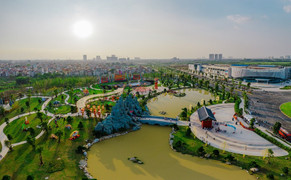 Cộng đồng cosplay 'phát cuồng' với điểm sống ảo mới ở Hà Nội