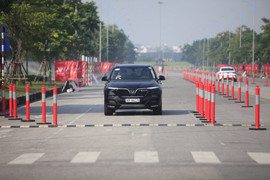 Lái thử xe VinFast Lux: Chuyên gia ‘xịn’, bài thử hay, tặng vé VIP xem đua xe F1