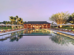 DEG tài trợ phát triển dự án Novaworld Mekong và tư vấn tiêu chuẩn chất lượng dịch vụ du lịch thương hiệu Novaworld