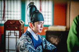 Yoo Seung Ho khiến fan xót xa khi tiết lộ giảm 5 kg để quay phim