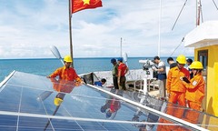EVN đón nhận bằng khen của Bộ Tư lệnh Hải quân