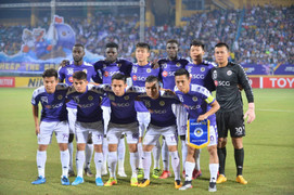 Xuất hiện quảng cáo trang web cá cược trái phép tại trận đấu của CLB Hà Nội