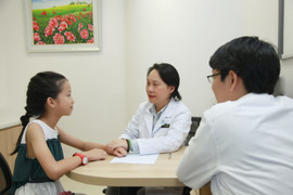 Sai lầm của cha mẹ khiến con bỏ lỡ 'giai đoạn vàng' phát triển chiều cao