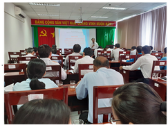 Tổ chức hội nghị triển khai văn bản quy phạm pháp luật và kiến thức về an toàn thực phẩm tại Long An