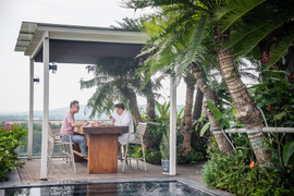 Tròn mắt với trải nghiệm xa hoa của Việt Anh tại 'Top 10 resort đẹp nhất thế giới'