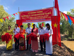 Khánh thành cầu giao thông nông thôn do VWS hỗ trợ ở Thủ Thừa