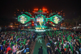 Hàng ngàn du khách tham dự Lễ hội Bia Hà Nội 2019 'cháy' hết mình cùng đội tuyển U22 Việt Nam