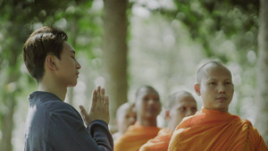 Hoàng Kỳ Nam gây tranh cãi khi làm mới nhạc Phật