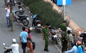 Mâu thuẫn trong bữa nhậu, vác dao đâm chết hàng xóm