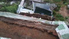 Cụ ông 81 tuổi suýt bị vùi trong vụ sạt taluy ở Đà Lạt