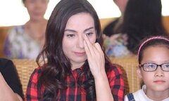 Nghệ sĩ Việt đóng cửa cơ sở kinh doanh, bán hàng onine vì dịch Covid-19