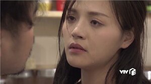 'Về nhà đi con' tập 31: Huệ bị chồng mắng xối xả 'cô đang dấm dúi ở đâu, cái loại lẳng lơ'