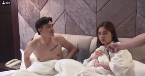 'Về nhà đi con' tập 42: Vũ bị bắt quả tang lên giường với gái lạ, Khải ra điều kiện để ly hôn Huệ