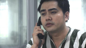 'Về nhà đi con' tập 45: Ngồi trong tù, Khải hỏi vợ cũ 'ngoài khinh bỉ, em có chút tình cảm nào với tôi?'