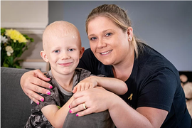 Bé trai 6 tuổi mắc ung thư tinh hoàn