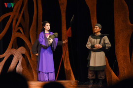 Ngàn năm mây trắng: Đắm chìm trong vẻ đẹp của sân khấu truyền thống