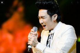 Cung Việt Xô bị cháy ngay trước giờ tổ chức liveshow, Quang Hà bật khóc