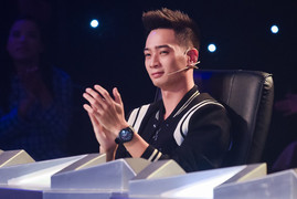 'Phù thủy âm nhạc' Slim V kết hợp các bài hát dân gian của Việt Nam với dàn nhạc giao hưởng