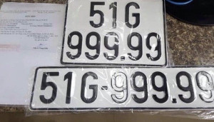 Chủ xe BMW 330i bấm được biển số 99999 là ai?