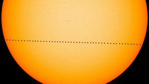 Ngày 11/11, sao Thủy đi ngang Mặt Trời, có thể quan sát được từ Trái Đất