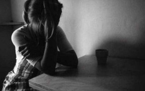 Điều tra kẻ tới nhà anh vợ chơi giở trò đồi bại với cháu gái 8 tuổi