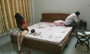 Đột kích khách sạn, triệt phá ổ mại dâm ở Bến Tre