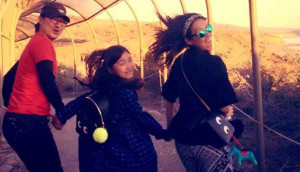 Chồng Chương Tử Di bị chụp hình đi chơi đêm