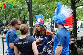 Chuyện 'chặt, chém', đẩy giá lên cao chóng mặt ở EURO 2016