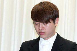 Scandal sex bao trùm showbiz Hàn