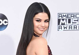 Choáng với mức giá 12 tỷ đồng cho một dòng quảng cáo trên trang cá nhân của Selena