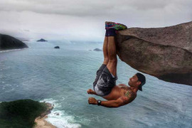 9 mỏm đá chênh vênh thu hút giới trẻ và tín đồ 'sống ảo'