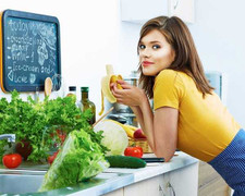 Mẹo hay giúp loại bỏ chất gây ung thư khỏi rau, thịt, tôm